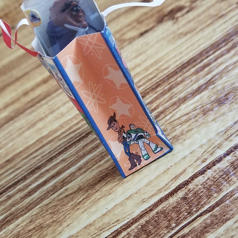 Zuru Mini Brands Disney Series 1 Toy Store Bag Beast Doll Bo Peep Mickey Stove - Picture 6 of 14